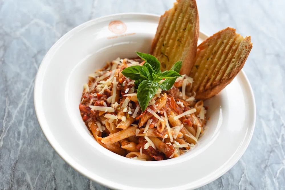BOLOGNAISE SPAGHETTI
